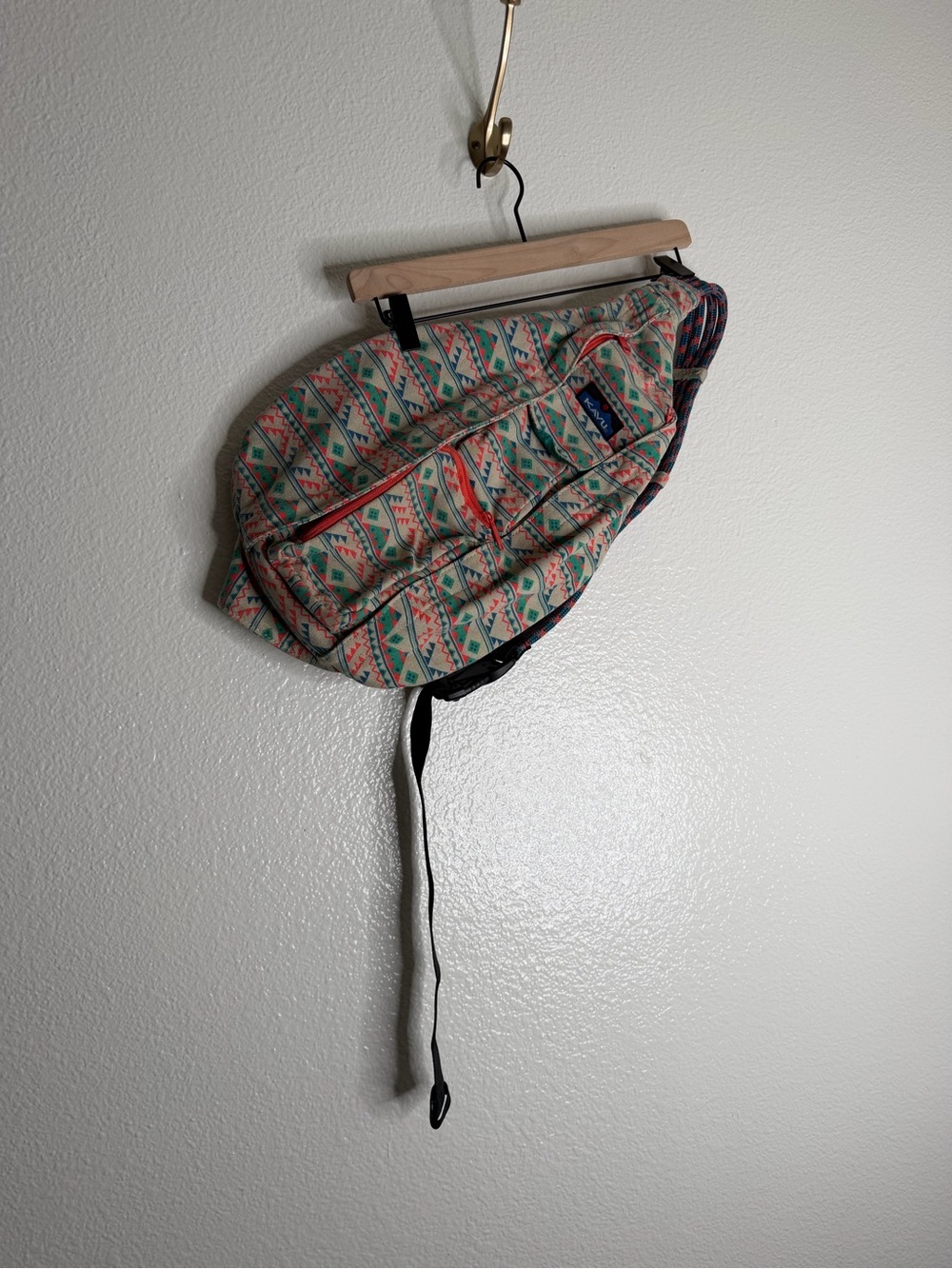 KAVU Rope Sling Bag - Picture 2 of 6
